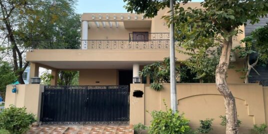 DHA Phase 8 Lahore 10 Marla used House for sale