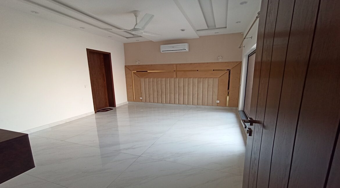 dha phase 6 house for rent bed room